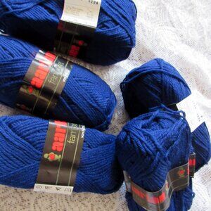 Aarlan Famosa Yarn Wool(75%) Blend GBlue 5 Skeins, made in Switzerland